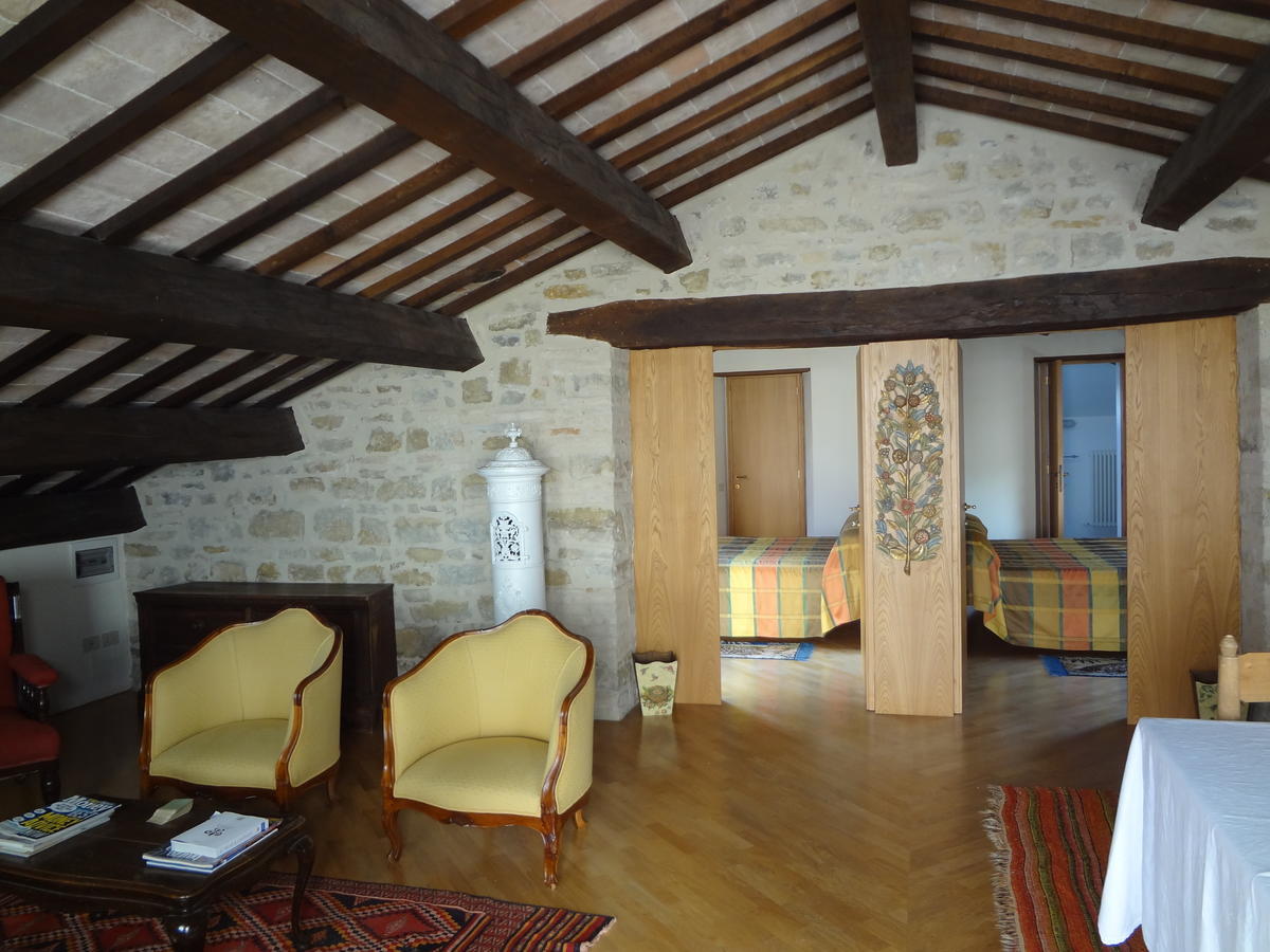 Castello Di Magrano Guest House Carbonesca Exterior photo